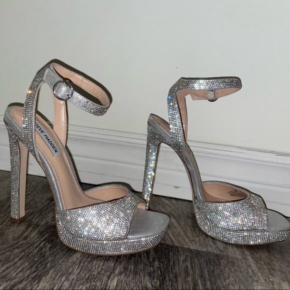 STEVE MADDEN Lessa Platform Ankle Strap Sandal RHINESTONE - Picture 2 of 5